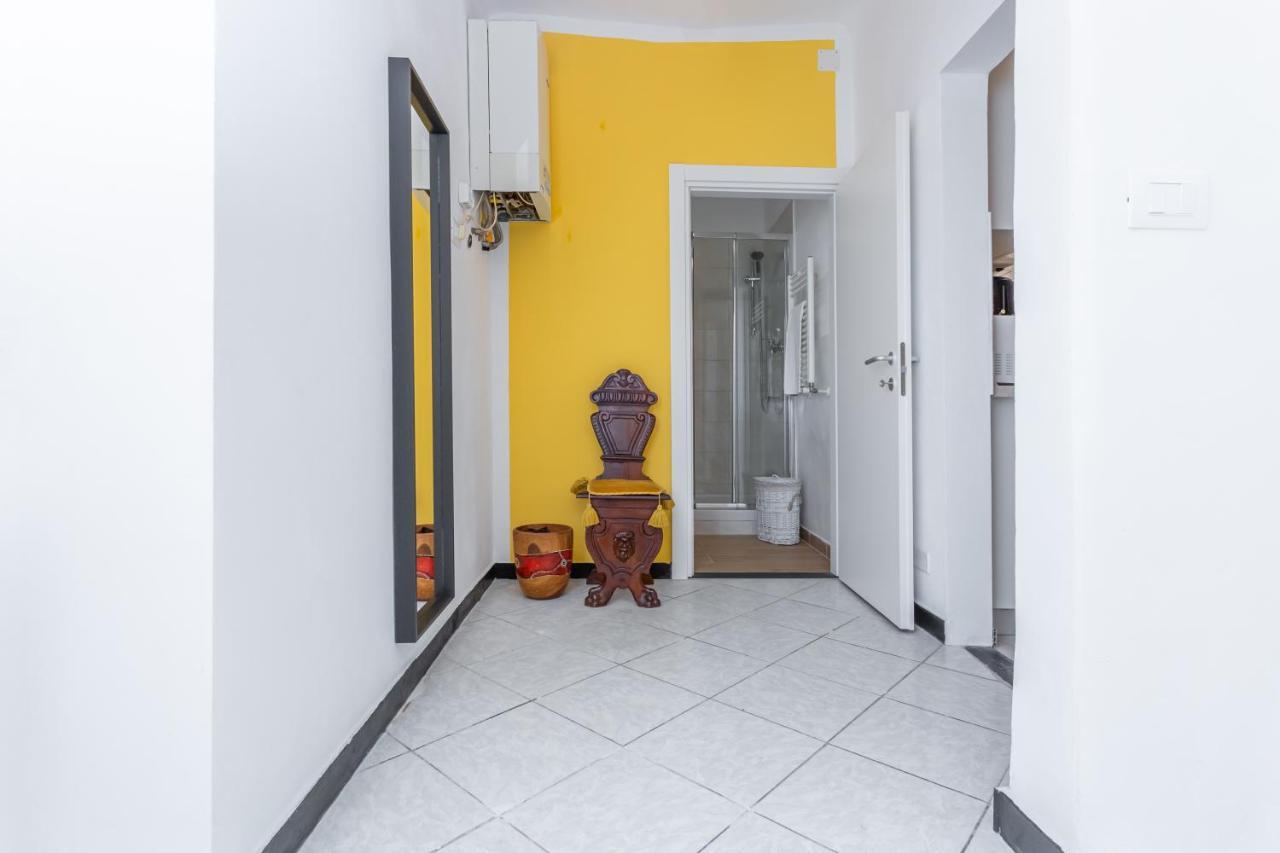 Appartamento Piombo Giallo - Affitti Brevi Italia Генуа Екстериор снимка