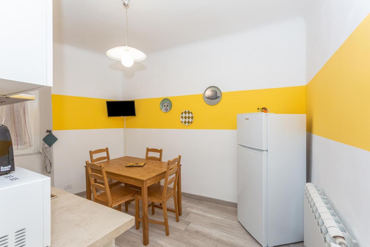 Appartamento Piombo Giallo - Affitti Brevi Italia Генуа Екстериор снимка